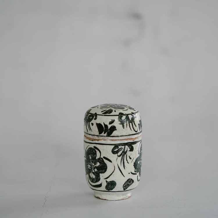 Tea Container / Tea Caddy