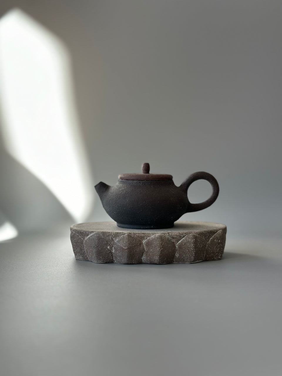 Brown Lotus Stone Ceramic Pot Support