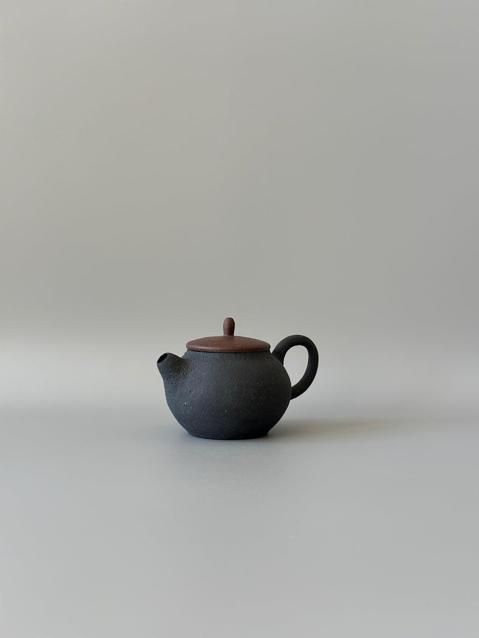 Brown Black Round Zisha Teapot