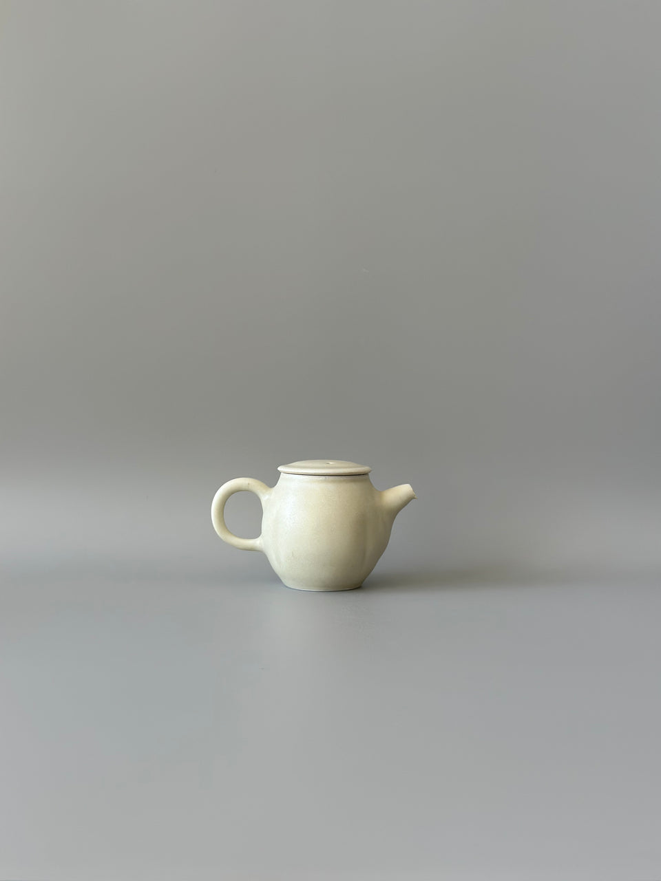 Warmy Beige Teapot (Small)