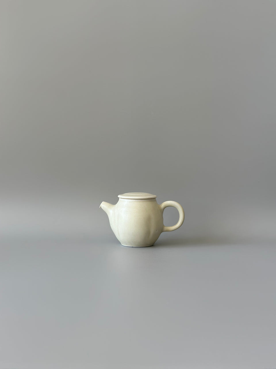 Warmy Beige Teapot (Small)