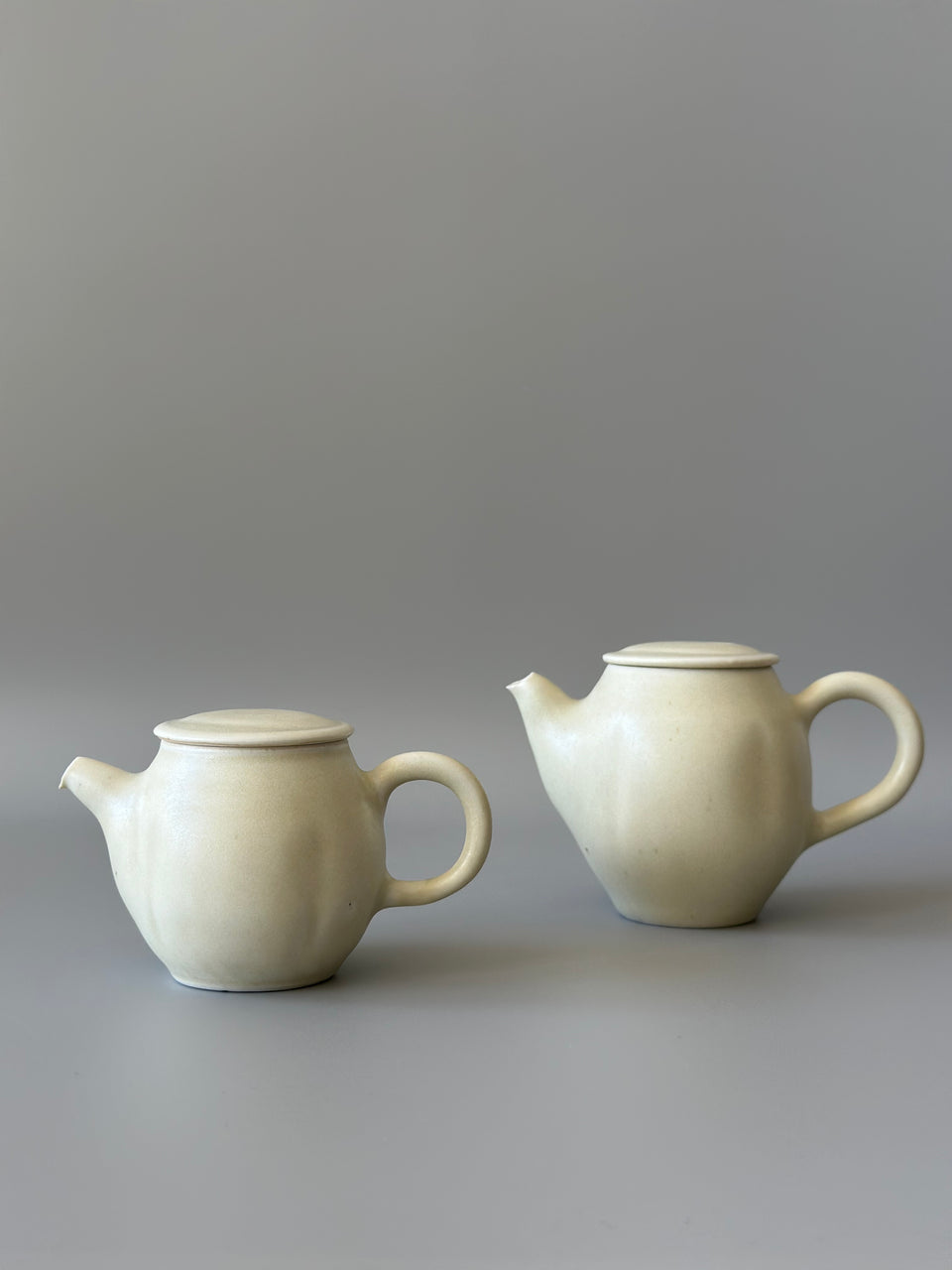 Warmy Beige Teapot (Large)