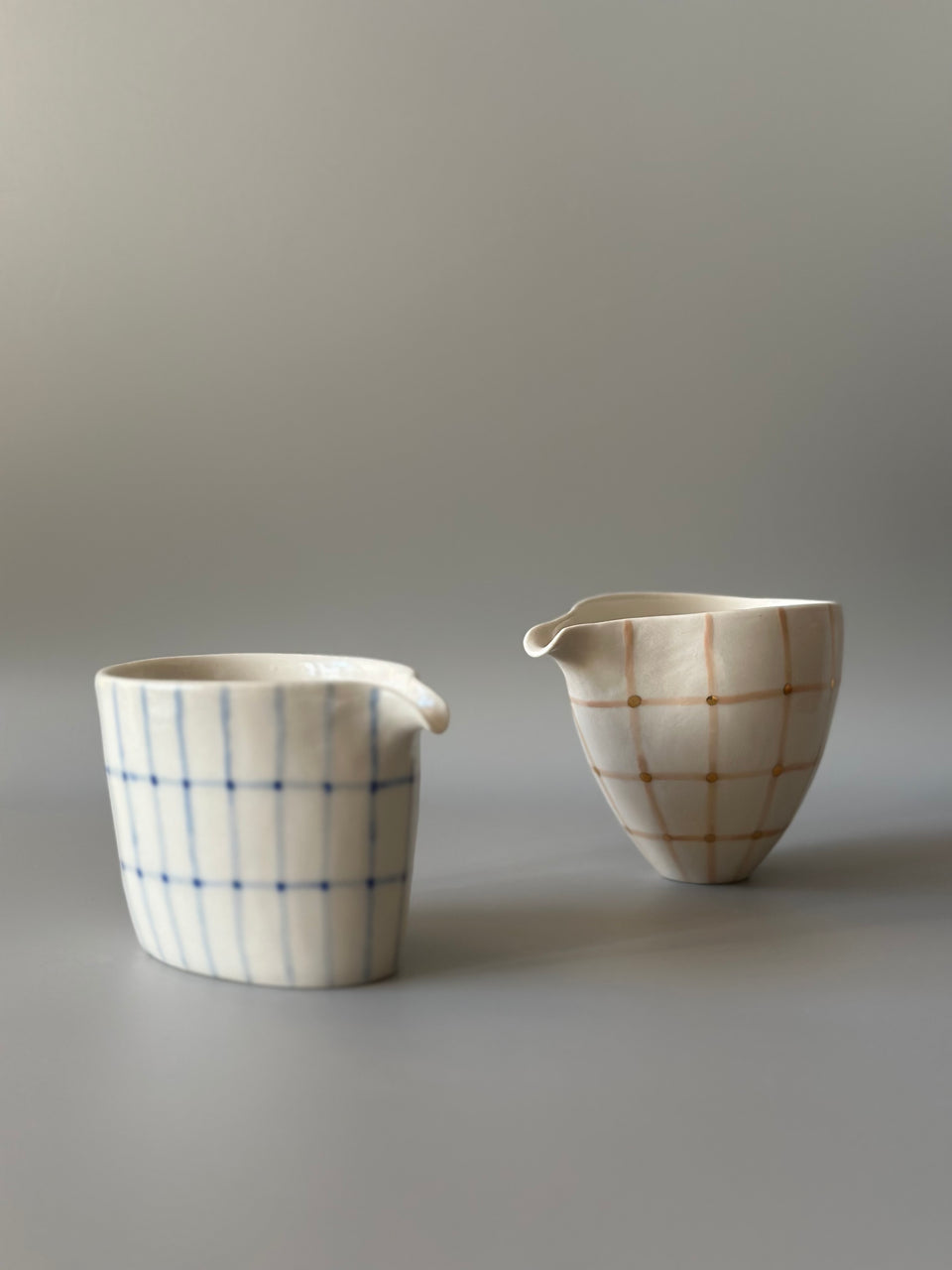 Soothing Grid Tea Pitcher