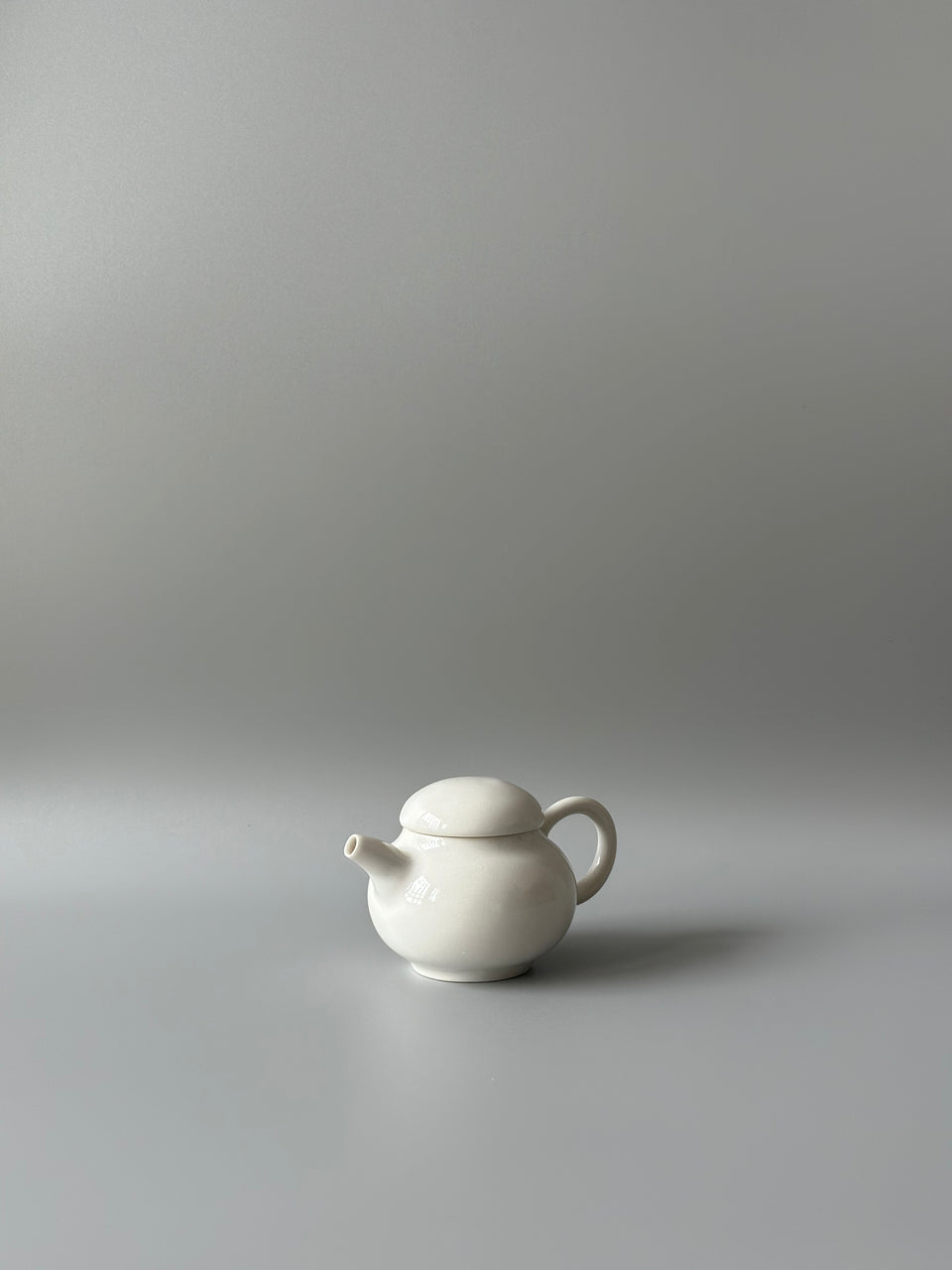 Round small bao teapot