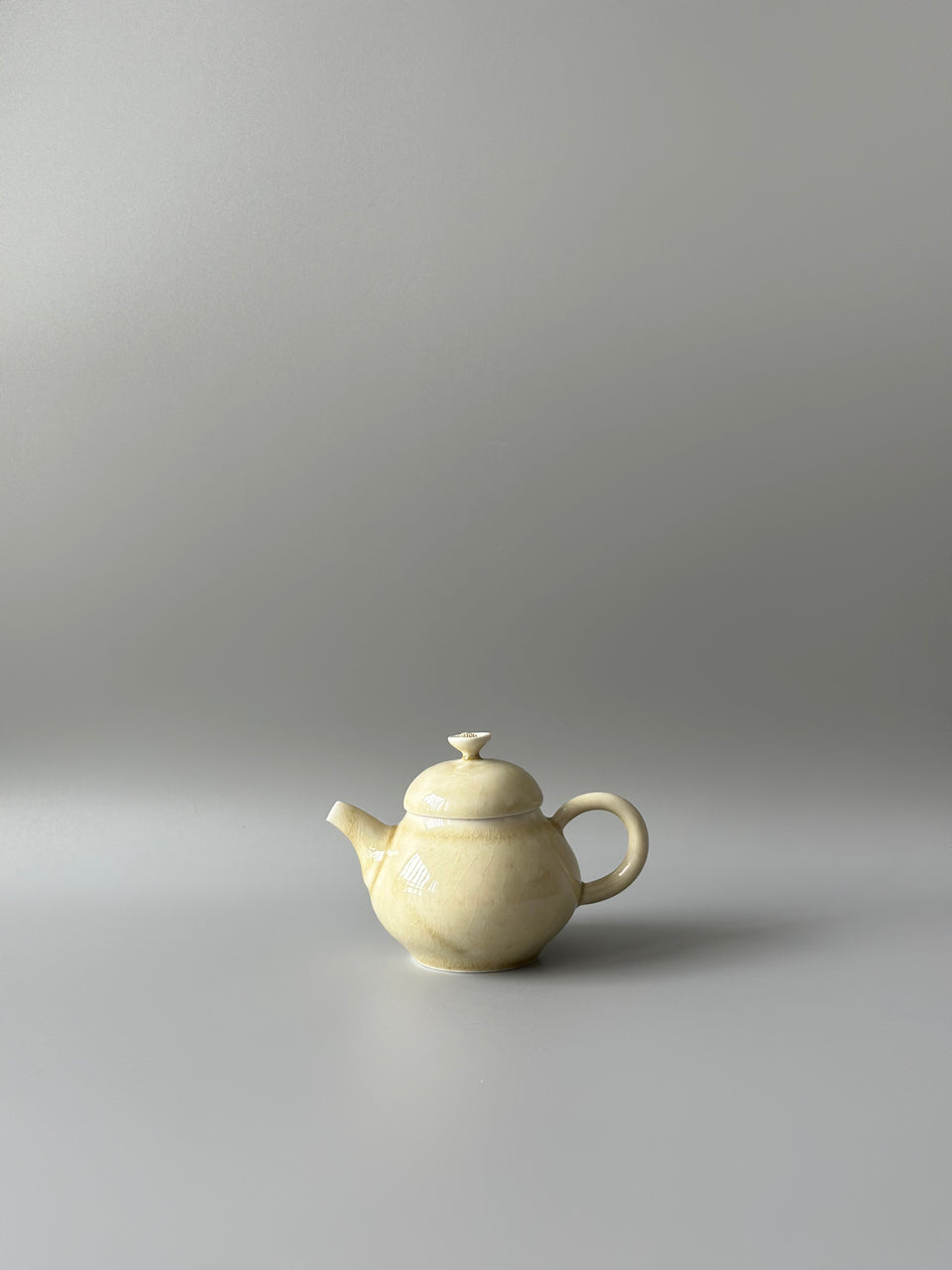 Petal Earthy Yellow Teapot