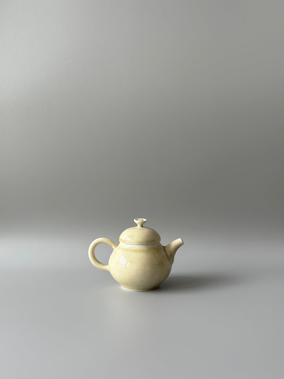 Petal Earthy Yellow Teapot