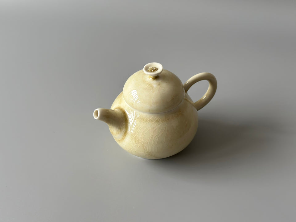 Petal Earthy Yellow Teapot