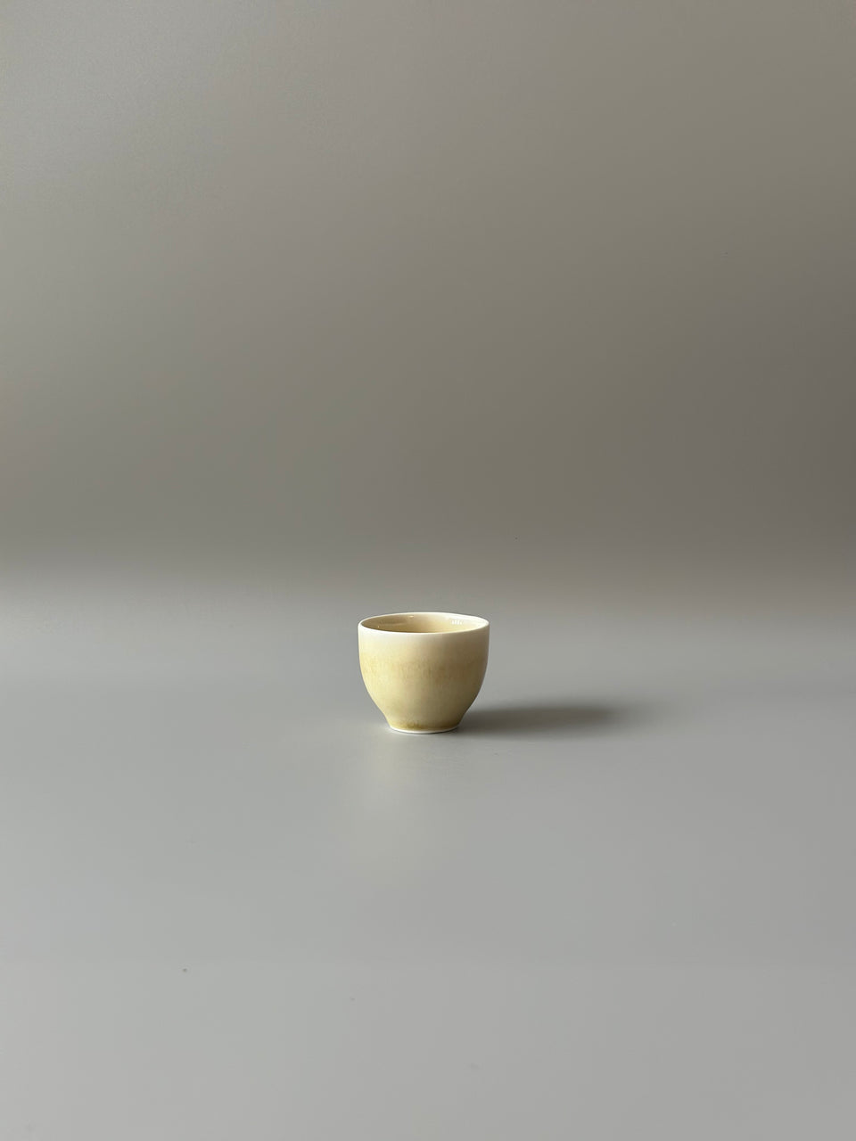 Earthy Yellow Teacup round